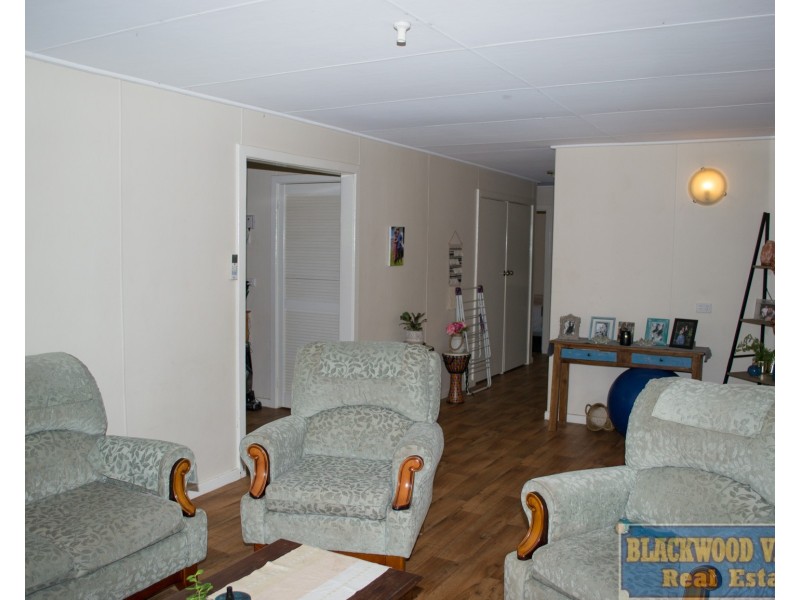 24 Padbury Road, Bridgetown WA 6255