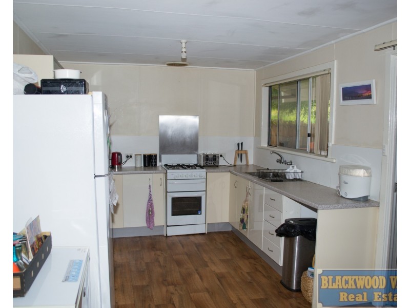 24 Padbury Road, Bridgetown WA 6255