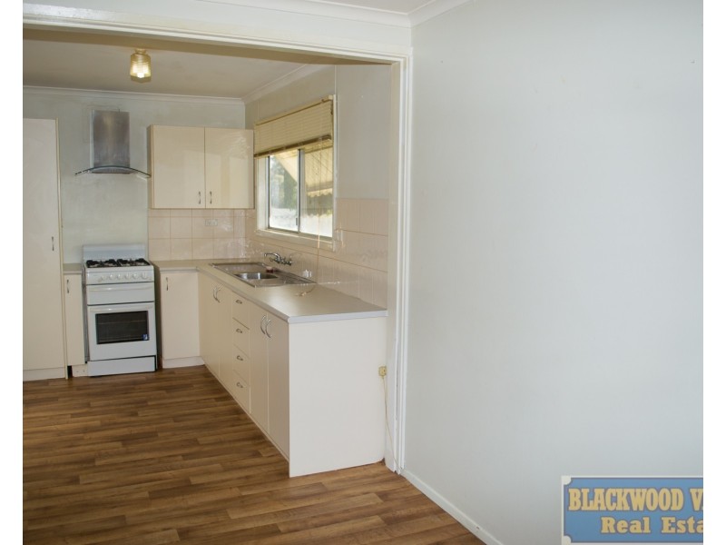 87 Blackwood Road, Greenbushes WA 6254