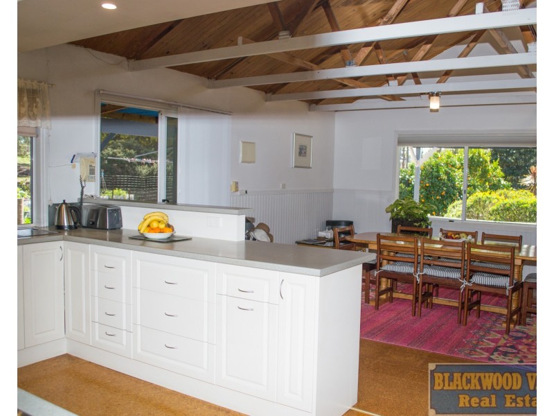 7 Whittells Road, Bridgetown WA 6255