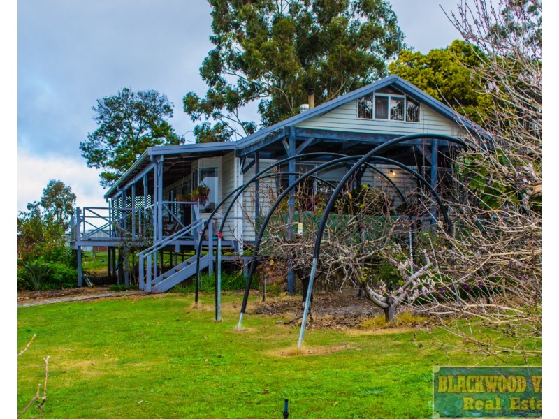 7 Whittells Road, Bridgetown WA 6255