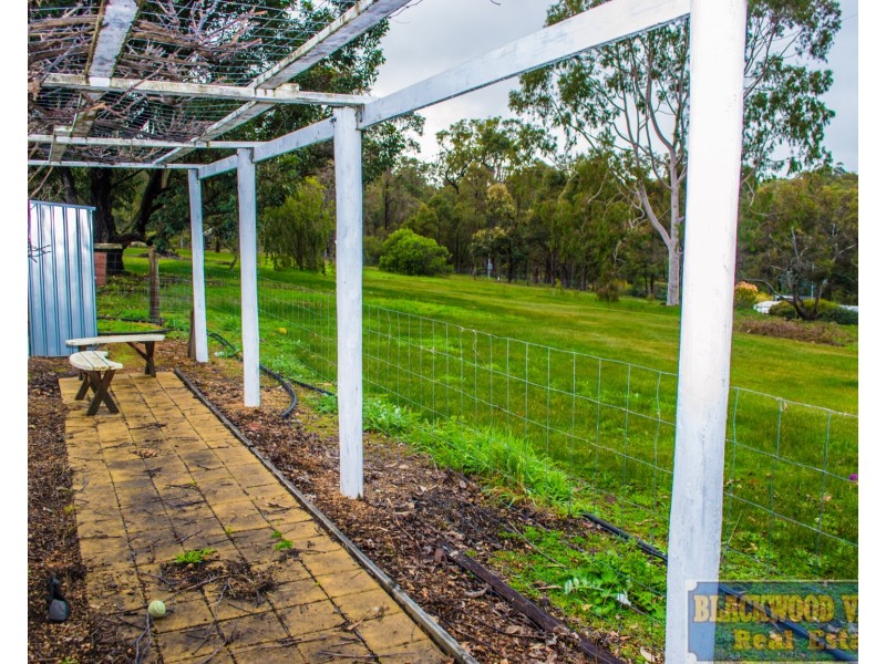 7 Whittells Road, Bridgetown WA 6255