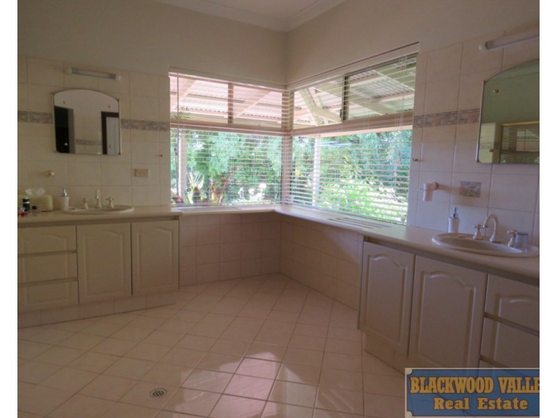 84 Nelson Street, Bridgetown WA 6255