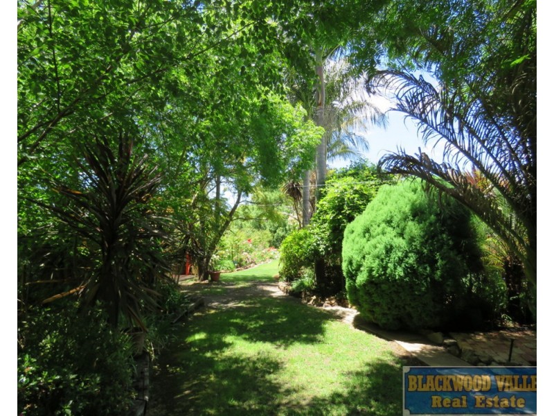 84 Nelson Street, Bridgetown WA 6255