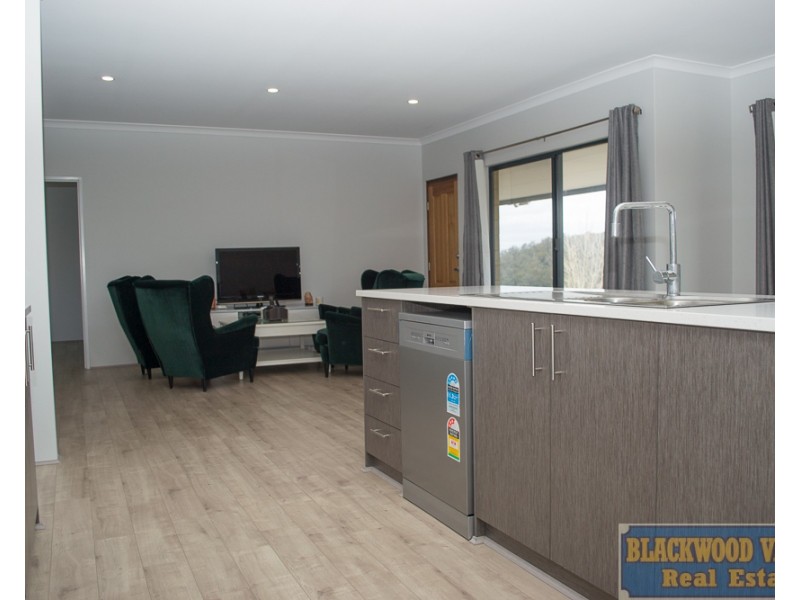 61 Gleneagles Drive, Bridgetown WA 6255