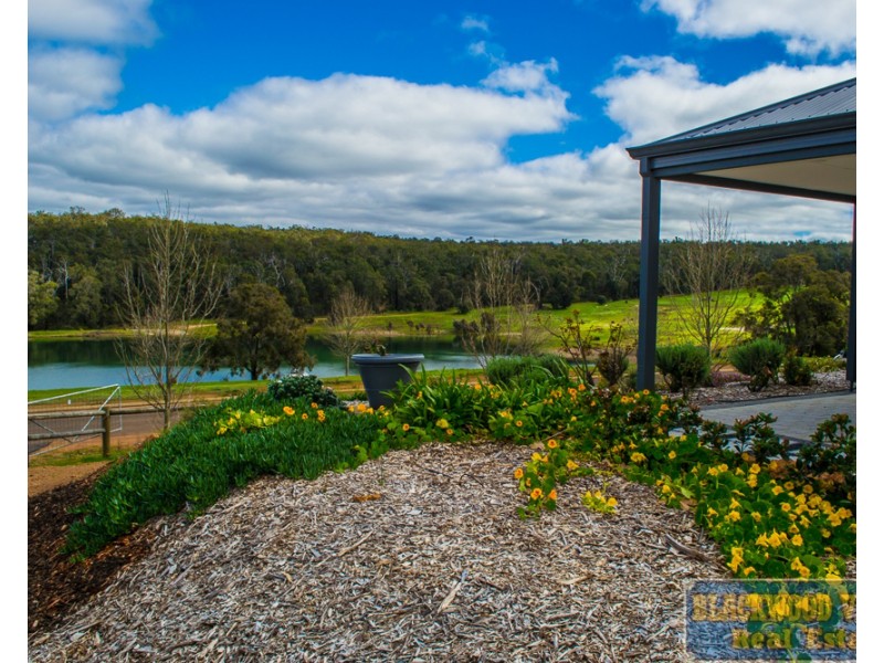 61 Gleneagles Drive, Bridgetown WA 6255