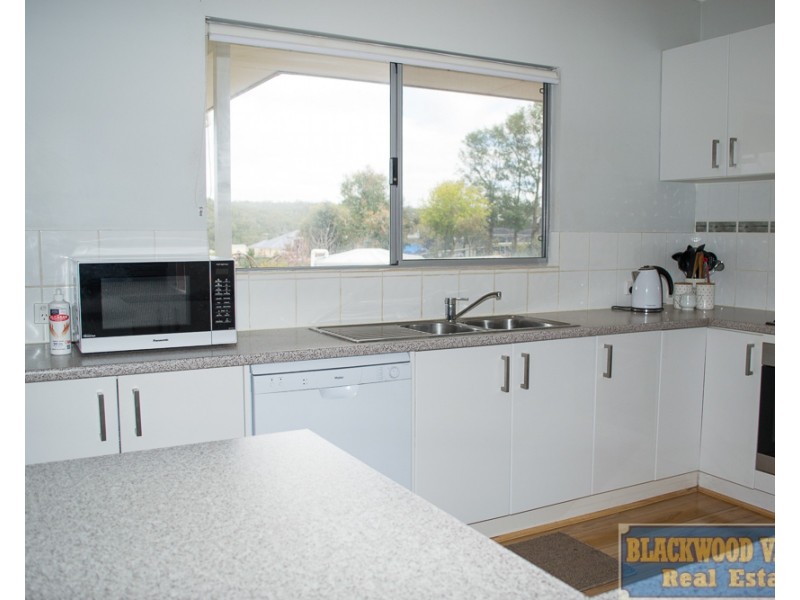 5 Park Avenue, Bridgetown WA 6255