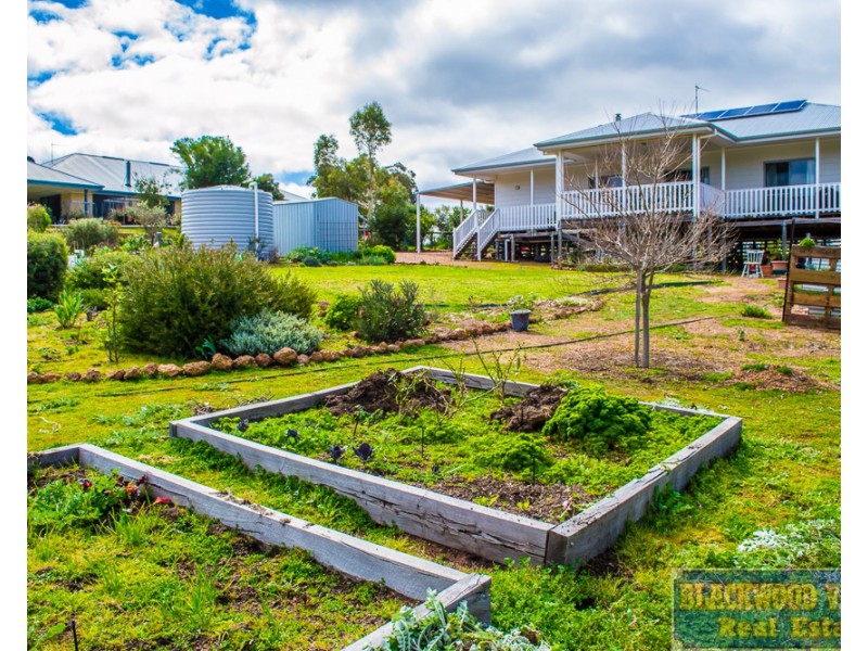 5 Park Avenue, Bridgetown WA 6255