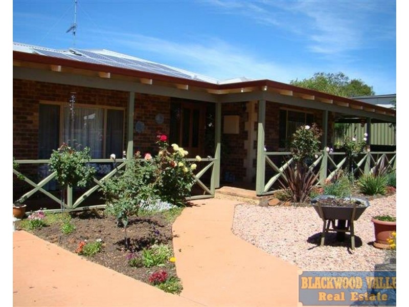 41 Dean Street, Bridgetown WA 6255