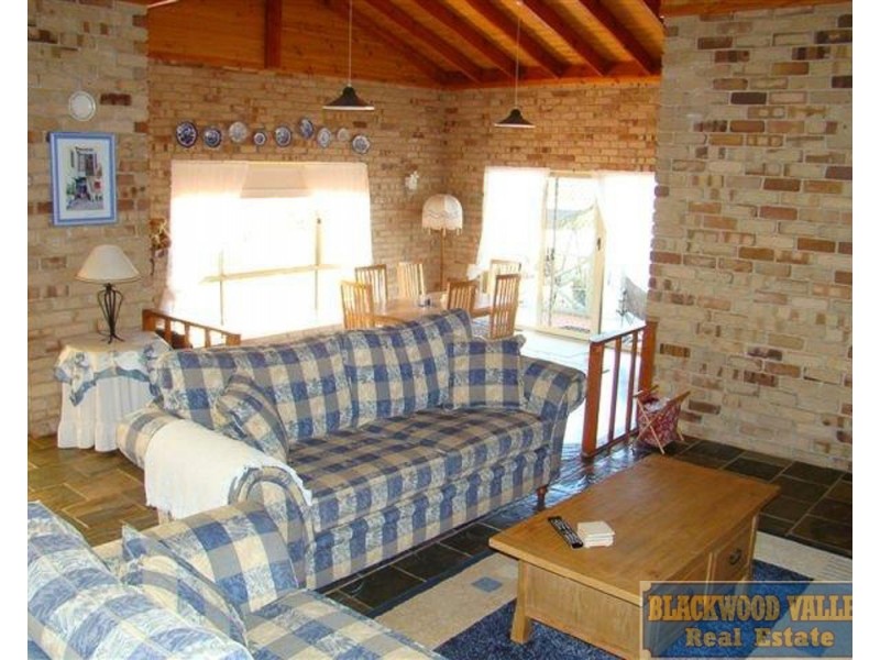 41 Dean Street, Bridgetown WA 6255