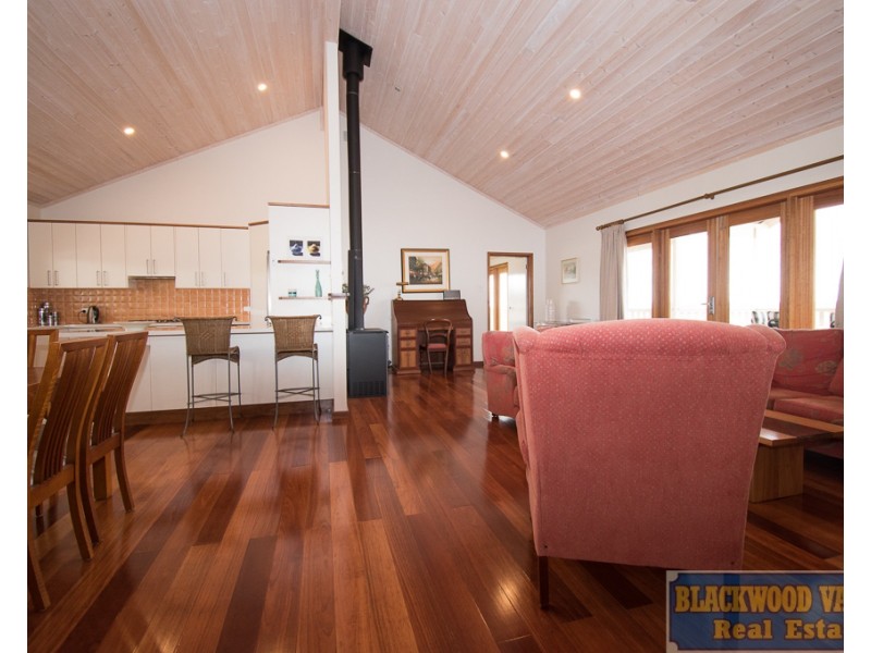 34 Argyll Avenue, Bridgetown WA 6255