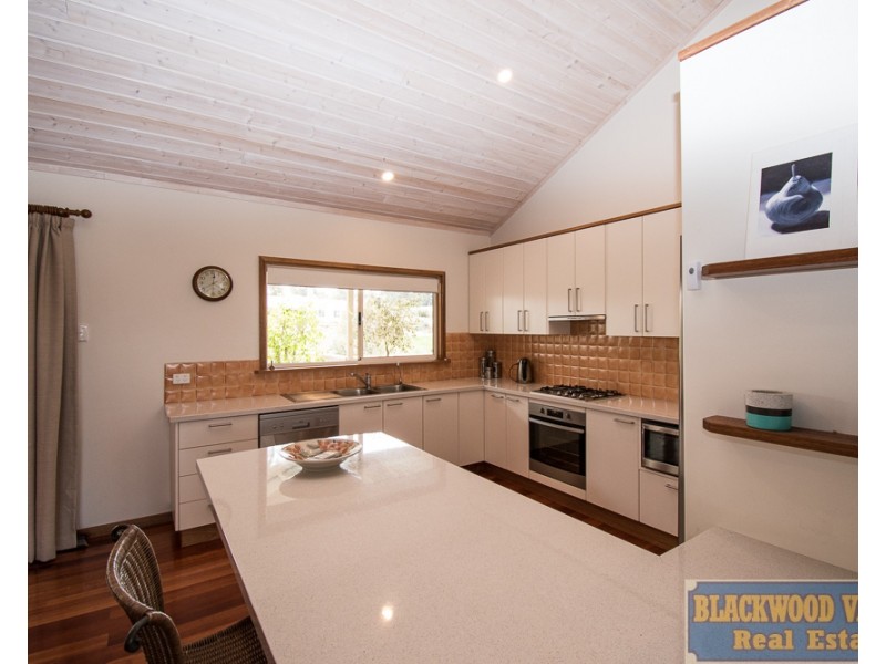 34 Argyll Avenue, Bridgetown WA 6255