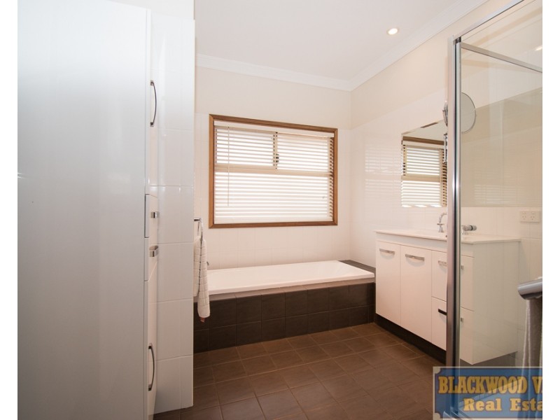 34 Argyll Avenue, Bridgetown WA 6255