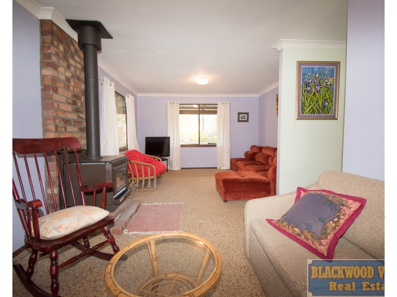 209 Smith Street, North Greenbushes WA 6254