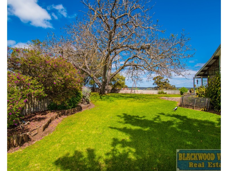 72 Forrest Street, Bridgetown WA 6255
