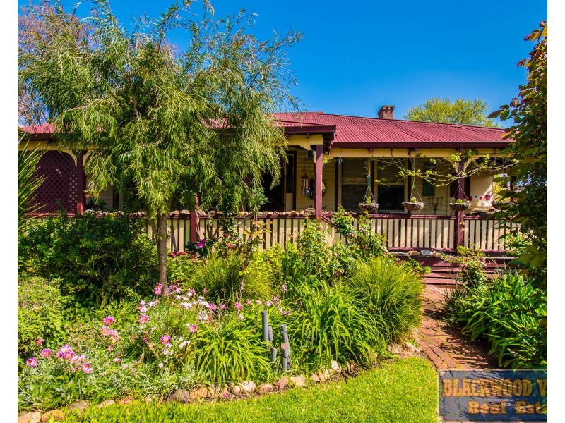 143 Roe Street, Bridgetown WA 6255