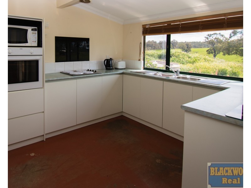 1 Hester Hall, Bridgetown WA 6255