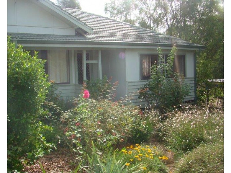 18 Delisle Street, Balingup WA 6253