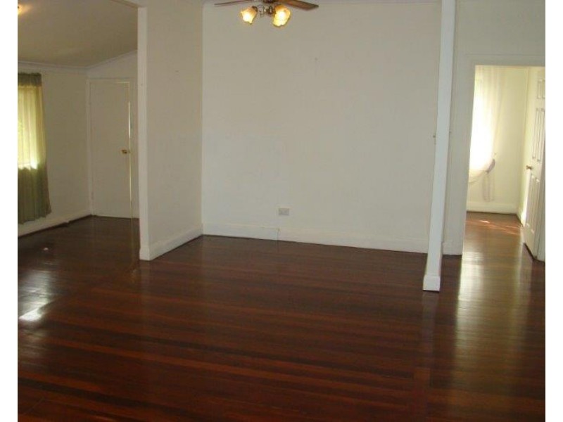 18 Delisle Street, Balingup WA 6253