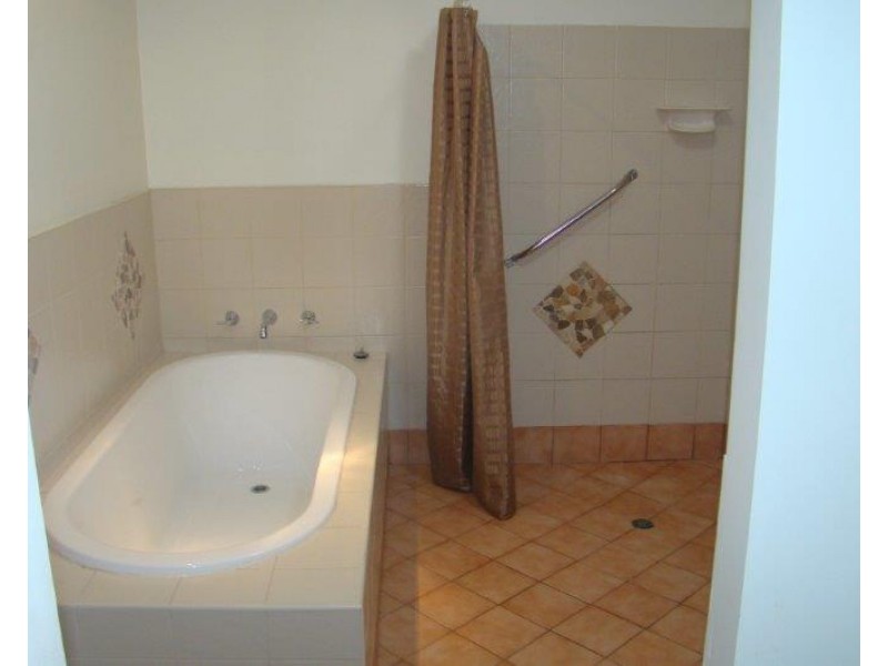 18 Delisle Street, Balingup WA 6253