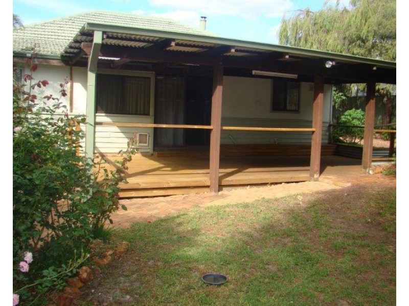 18 Delisle Street, Balingup WA 6253