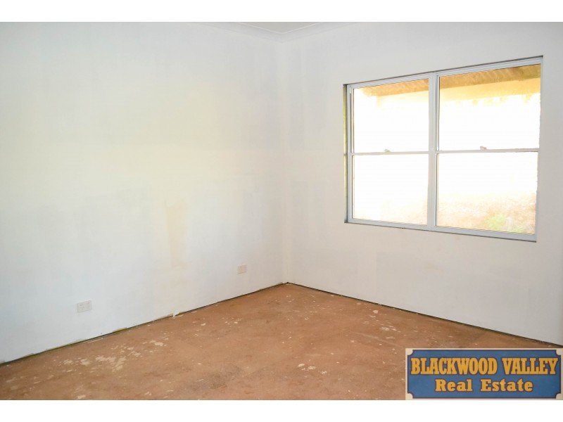 28 Blackwood River Drive, Balingup WA 6253