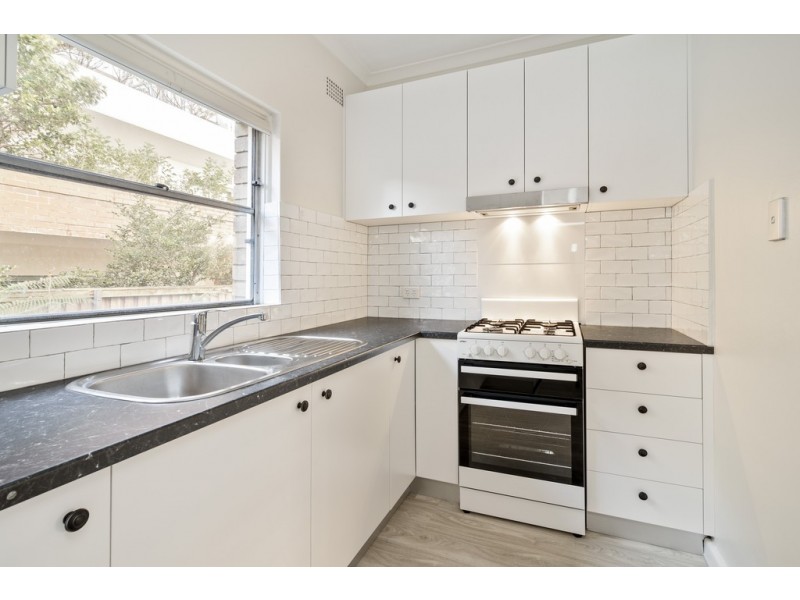 2/6 Clifford Street, Mosman NSW 2088