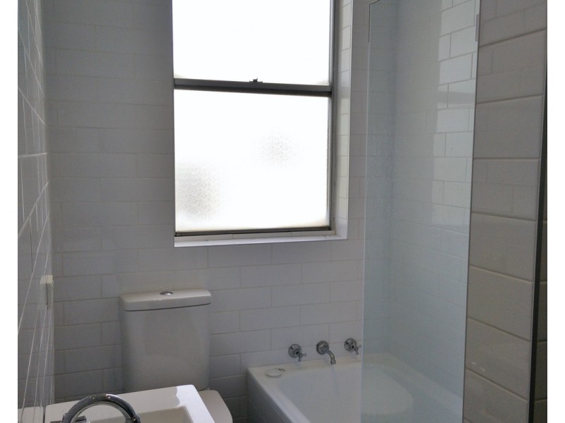 Flat 2/220A Norton Street, Leichhardt NSW 2040