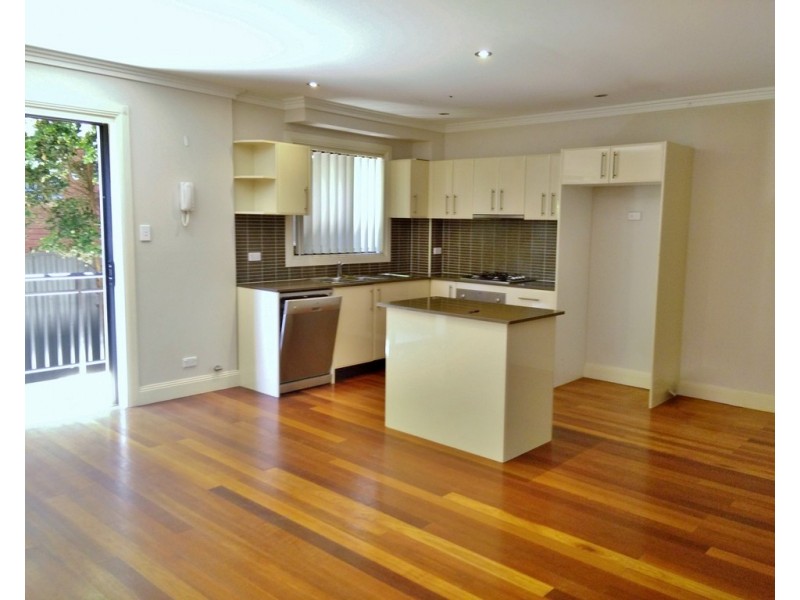 2/46 Henson Street, Marrickville NSW 2204