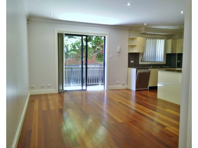 2/46 Henson Street, Marrickville NSW 2204