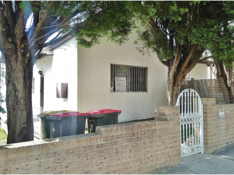 12 Segenhoe Street, Arncliffe NSW 2205