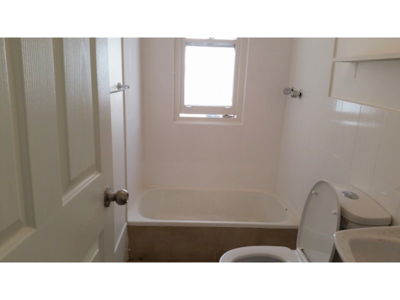 2/20 Norton Street, Leichhardt NSW 2040