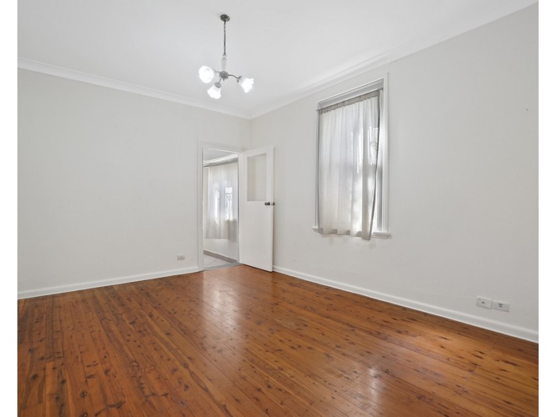 2/212 Corunna Road, Petersham NSW 2049