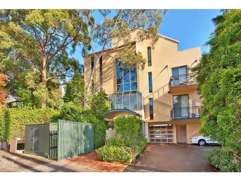 18/8 Cavill Avenue, Ashfield NSW 2131