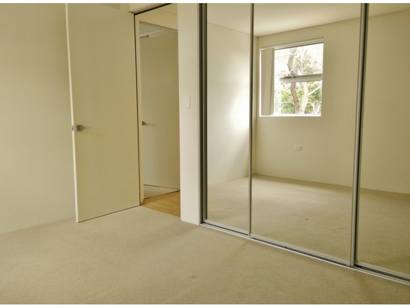 8/55-57 Vicliffe Avenue, Campsie NSW 2194