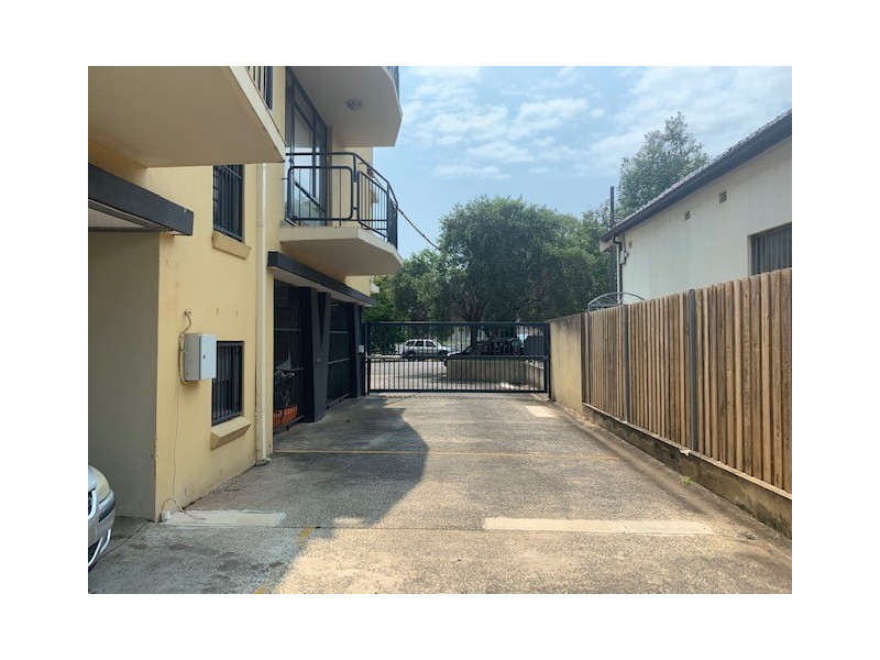 8/7 Bruce Street, Ashfield NSW 2131
