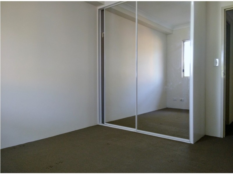 9/482 Merrylands Road, Merrylands West NSW 2160