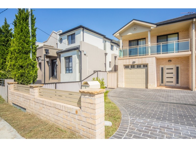 4 Macauley Ave, Bankstown NSW 2200