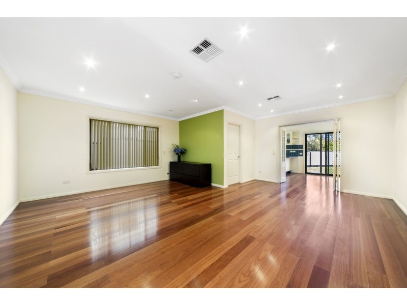 4 Macauley Ave, Bankstown NSW 2200