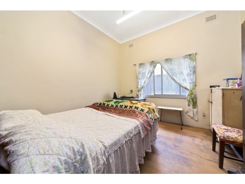 200 Unwins Bridge Road, Sydenham NSW 2044