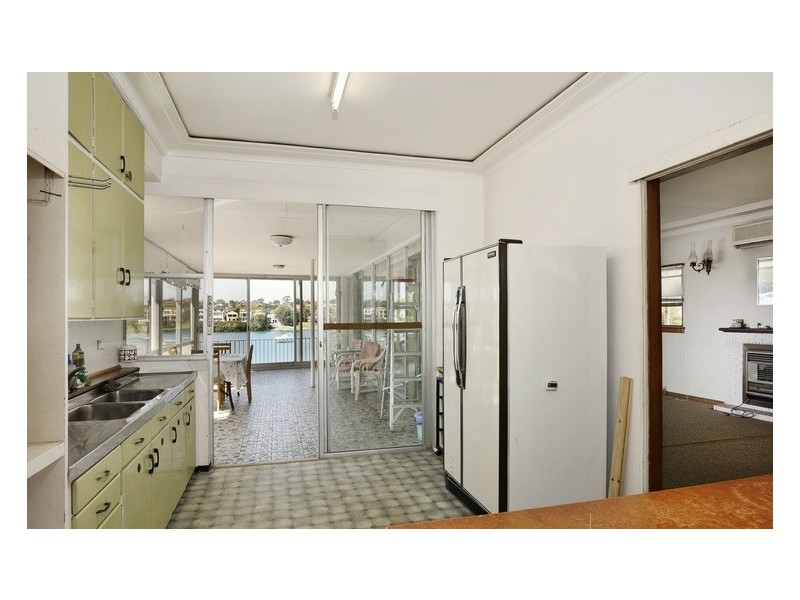 33 Burns Crescent, Chiswick NSW 2046