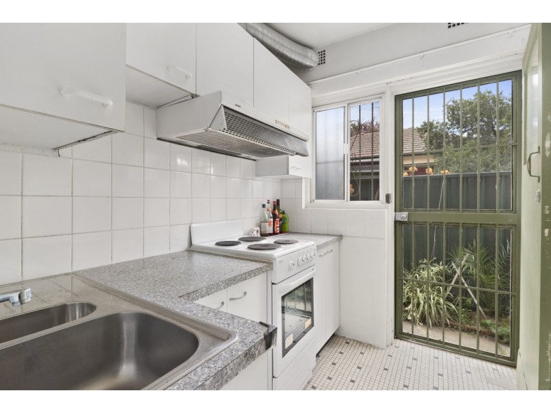 3/6 Holland Place, Lakemba NSW 2195