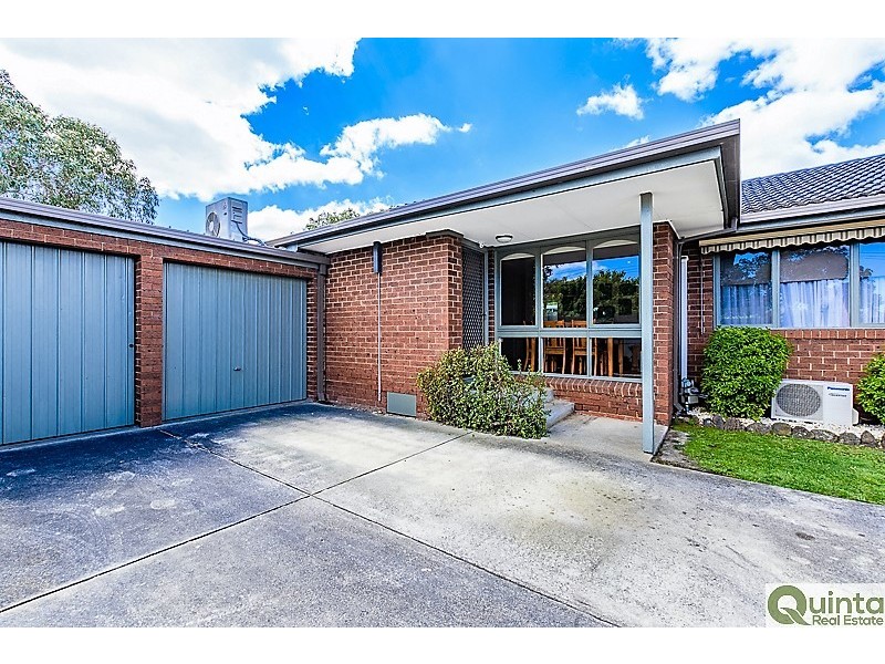 4/3 Crewe Road, Hughesdale VIC 3166