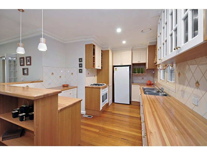 56 Ireland Avenue, Wantirna South VIC 3152