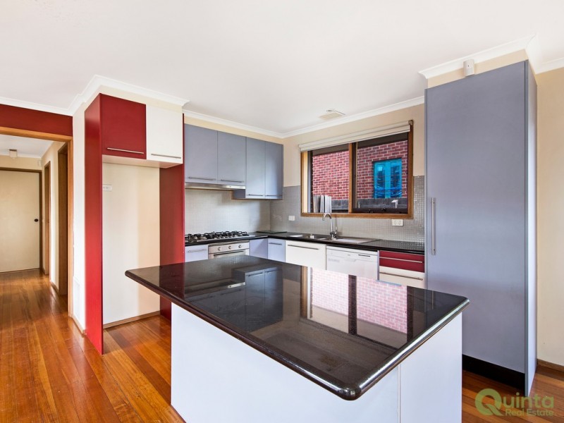 1/2 Vigil Avenue, Glen Waverley VIC 3150