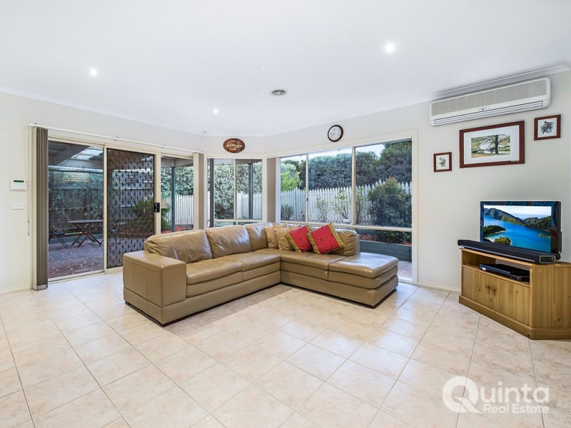 29 Sunny Vale Drive, Langwarrin VIC 3910