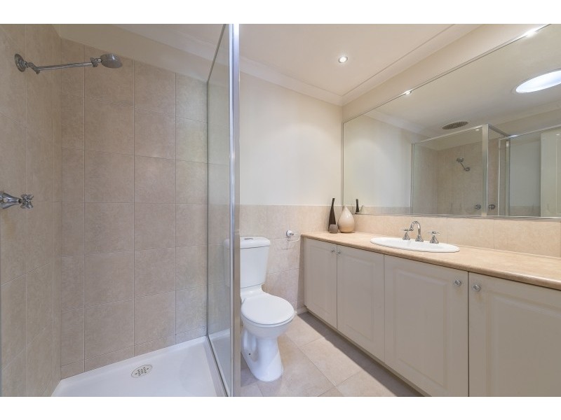 110B Golf Links Rd, Berwick VIC 3806