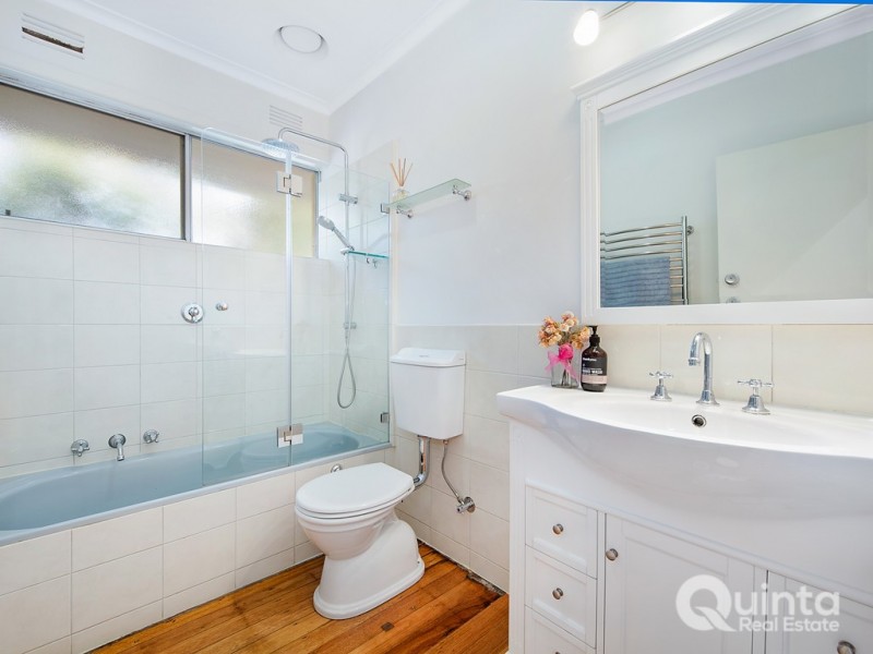 11 Anthony Court, Burwood East VIC 3151