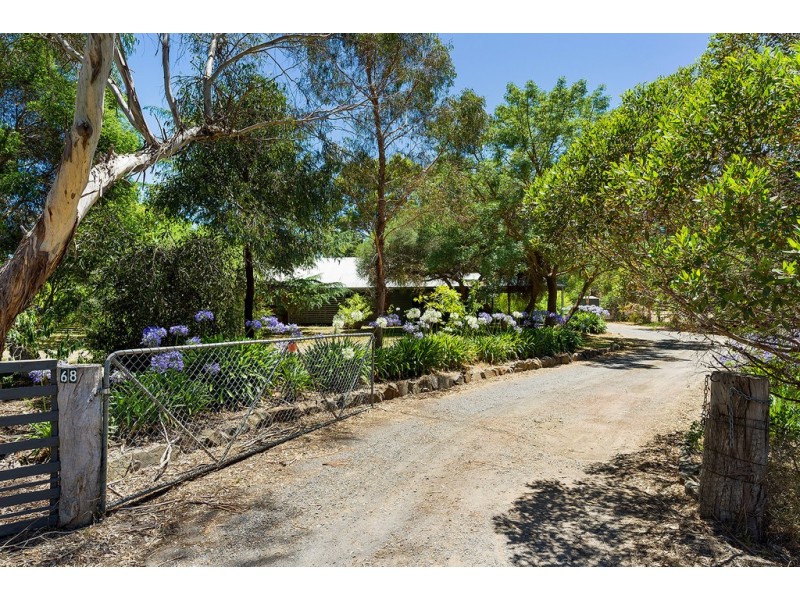 68 Allans Road, Maldon VIC 3463