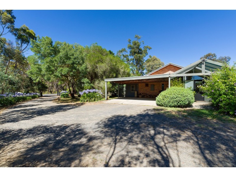 68 Allans Road, Maldon VIC 3463